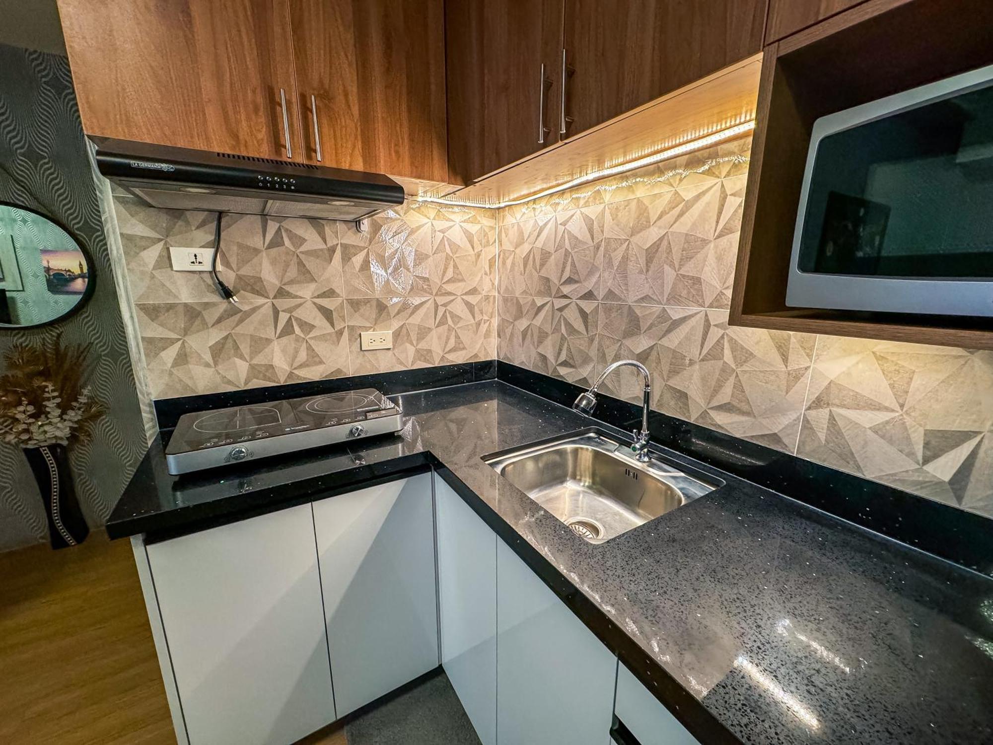 Apartamento The Loop 2Br Fully Furnished Corner Unit W Balcony Cagayán de Oro Exterior foto
